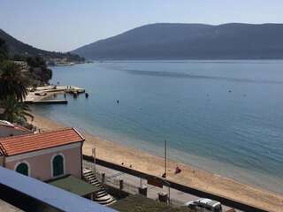 Апартаменты Apartments Admiral Херцег-Нови Улучшенные апартаменты-21