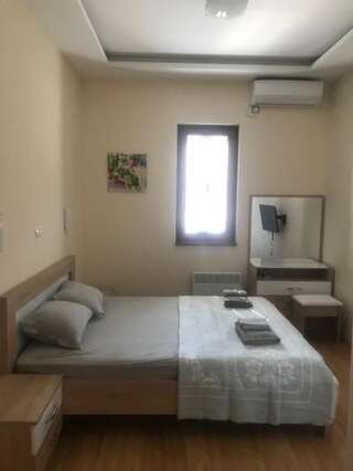 Апартаменты Apartments Admiral Херцег-Нови Апартаменты с террасой-2