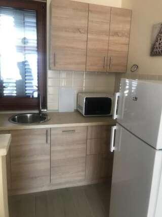 Апартаменты Apartments Admiral Херцег-Нови Апартаменты с террасой-9